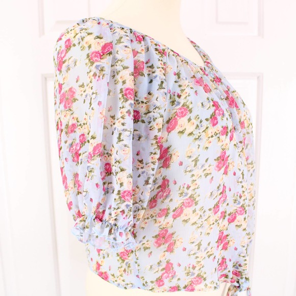 dELiA*s Floral Front Tie Puff Sleeve Blouse - Picture 3 of 6